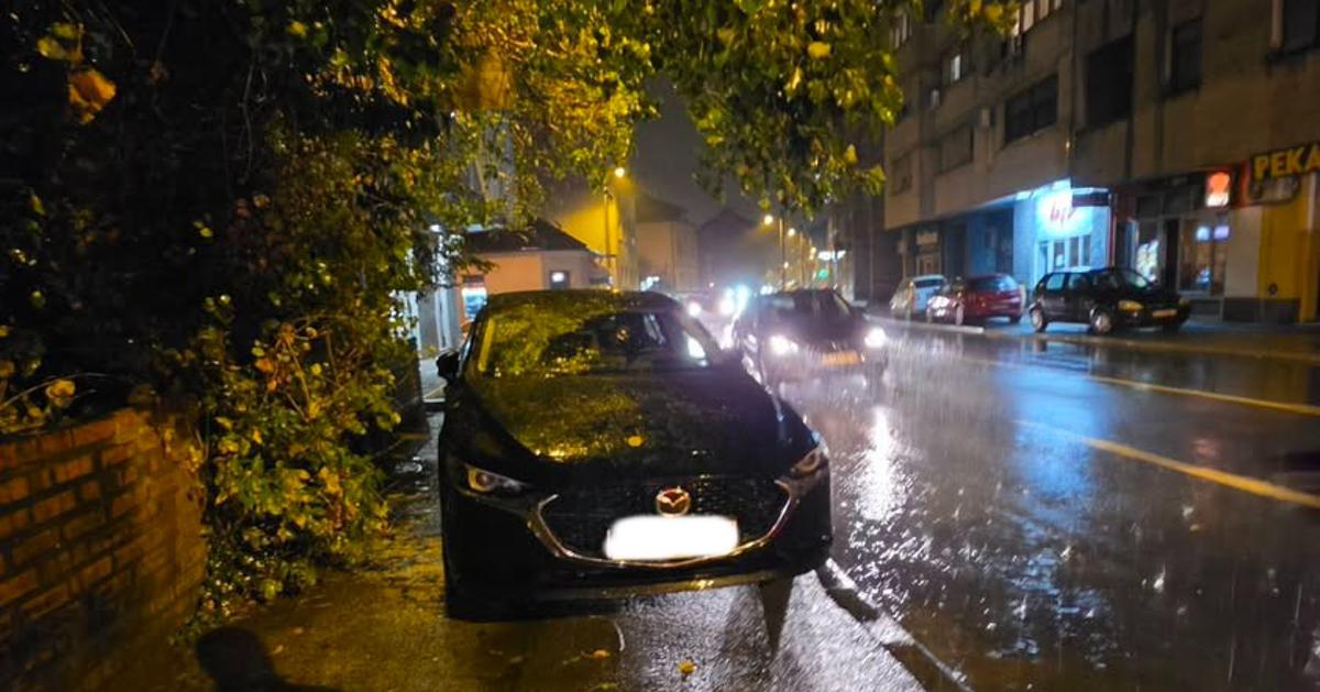 Problem s parkingom na Trešnjevki razljutio stanovnike: 'Kroz cijeli kvart je ovako'