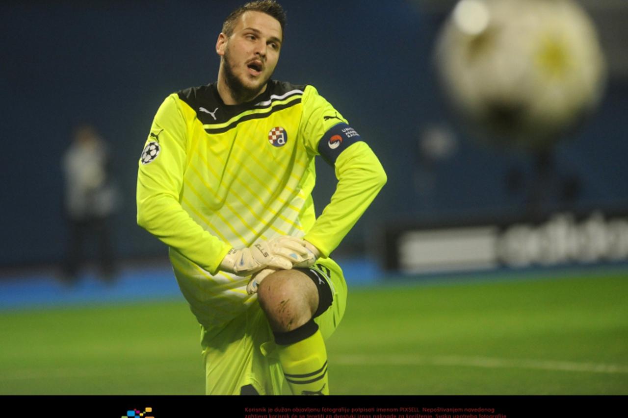'24.10.2012., Stadion Maksimir, Zagreb - Nogometna utakmica UEFA Lige prvaka, 3. kolo, GNK Dinamo - FC Paris Saint Germain. Ivan Kelava.  Photo: Daniel Kasap/PIXSELL'