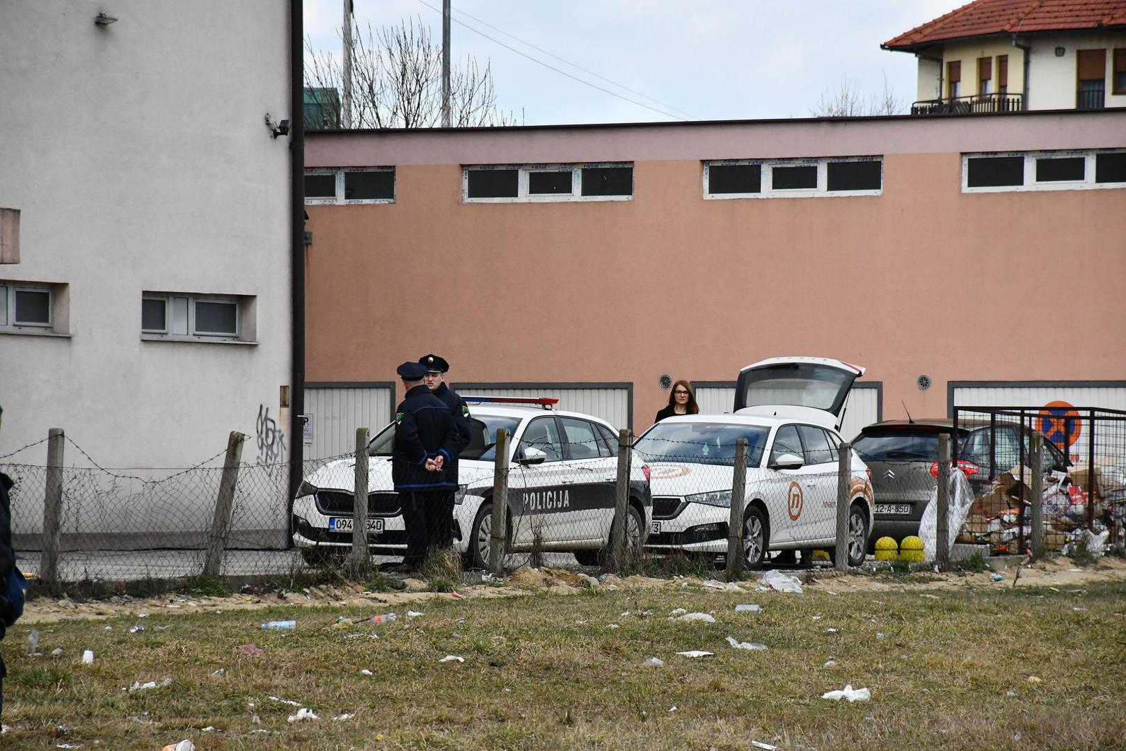 13.02.2025., Kalesija - Dvostruko ubojstvo u obiteljskom stanu u Kalesiji. Muskarac ubio suprugu (37) i sina (13). Photo: Ivica Galovic/PIXSELL
