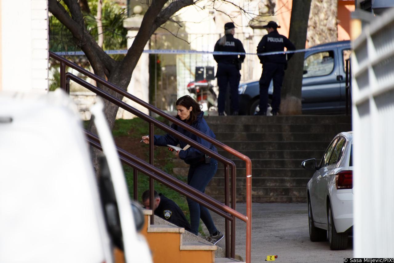 Pula: Pronašli mrtvo tijelo na ulazu zgrade