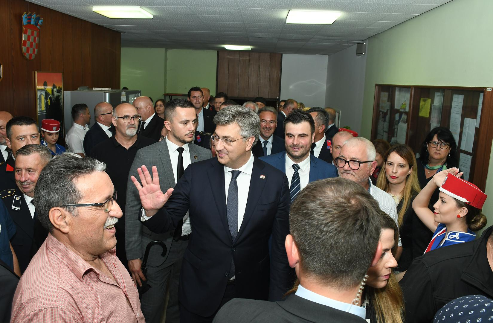 09.06.2022., Sisak - U Domu INA rafinerija nafte Sisak odrzana je svecana sjednica Zupanijske skupstine u povodu obiljezavanja Dana Sisacko-moslavacke zupanije. predsjednik Vlade Andrej Plenkovic, zupan Sisacko-moslavacke zupanije Ivan Celjak   Photo: Nikola Cutuk/PIXSELL