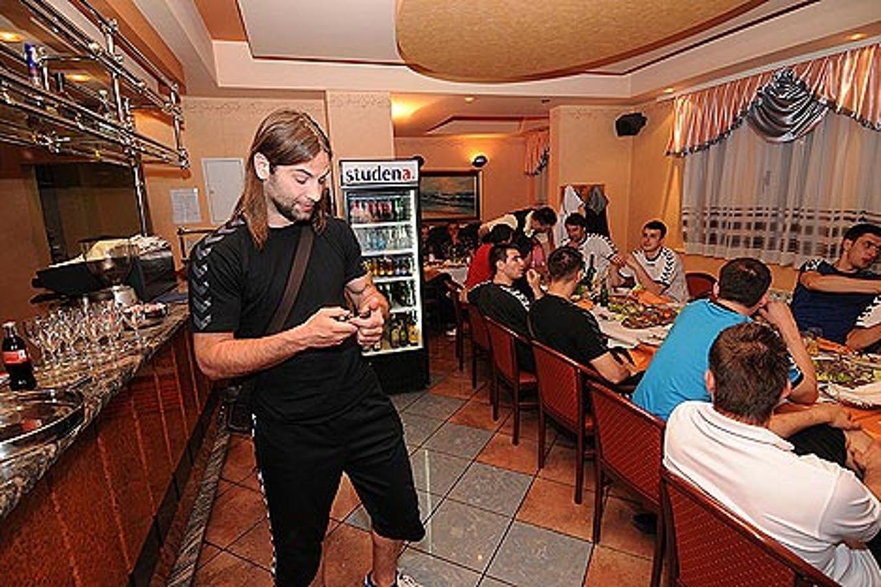 Zagrebaši na zabavi