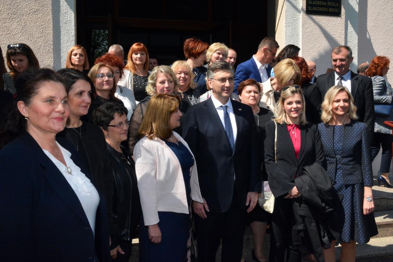 Plenković prisustvovao svečanosti obilježavanja Dana Brodsko-posavske županije