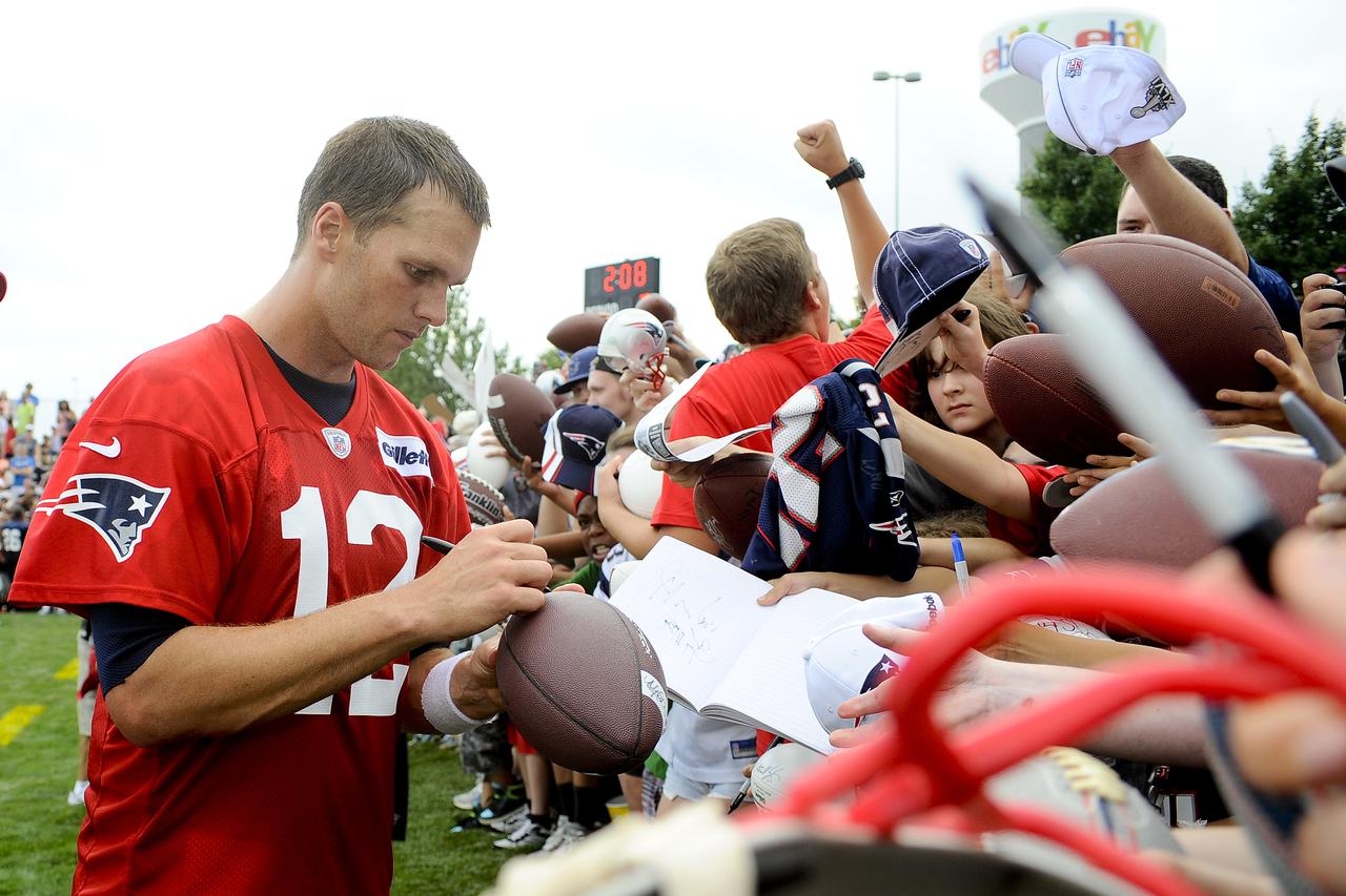 NEWS 2022: Tom Brady Retirement Announcement Imminent JAN 29