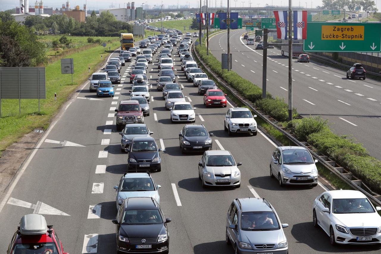 Trajektna luka Split