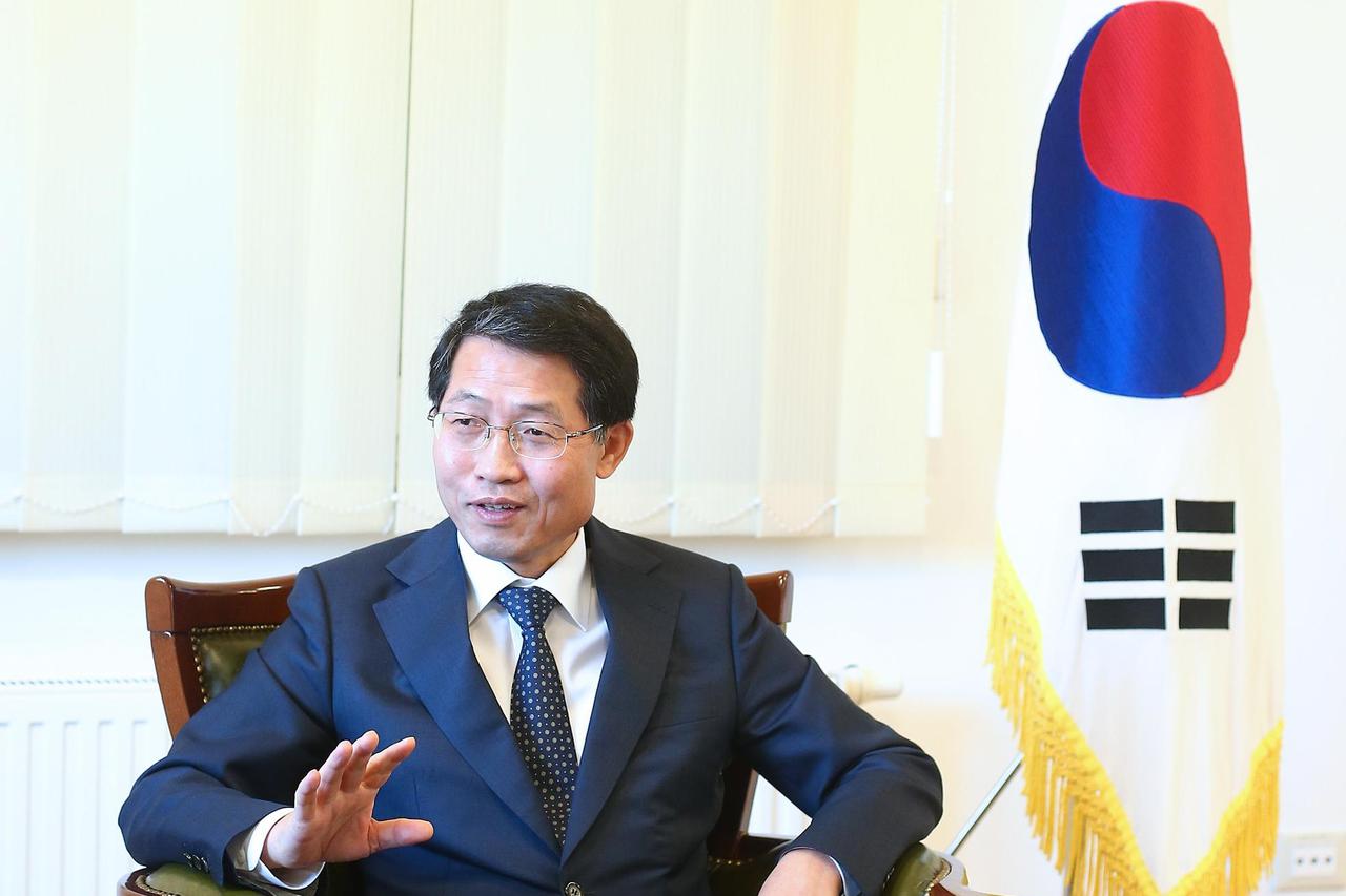 05.11.2015., Zagreb -  Veleposlanik Republike Koreje u RH Suh Hyung-Won. Photo: Sanjin Strukic/PIXSELL