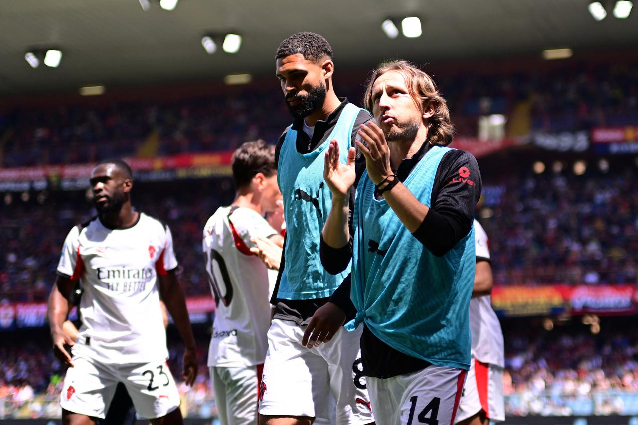 Serie A - Genoa v AC Milan