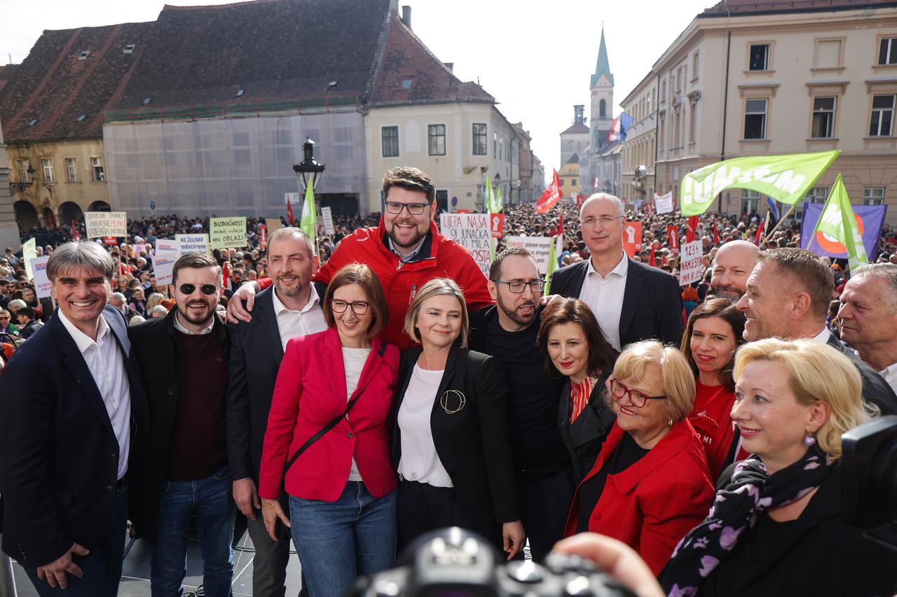 Zagreb: Prosvjed lijevo-liberalne oporbe: "Dosta je! Idemo na izbore!" 