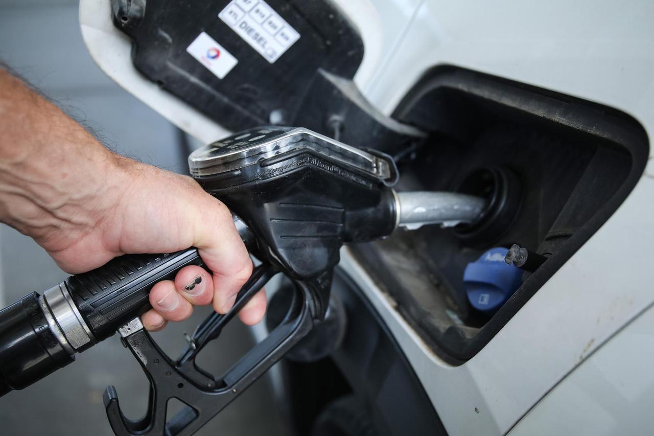 Zagreb: Vlada RH više neće određivati cijene goriva