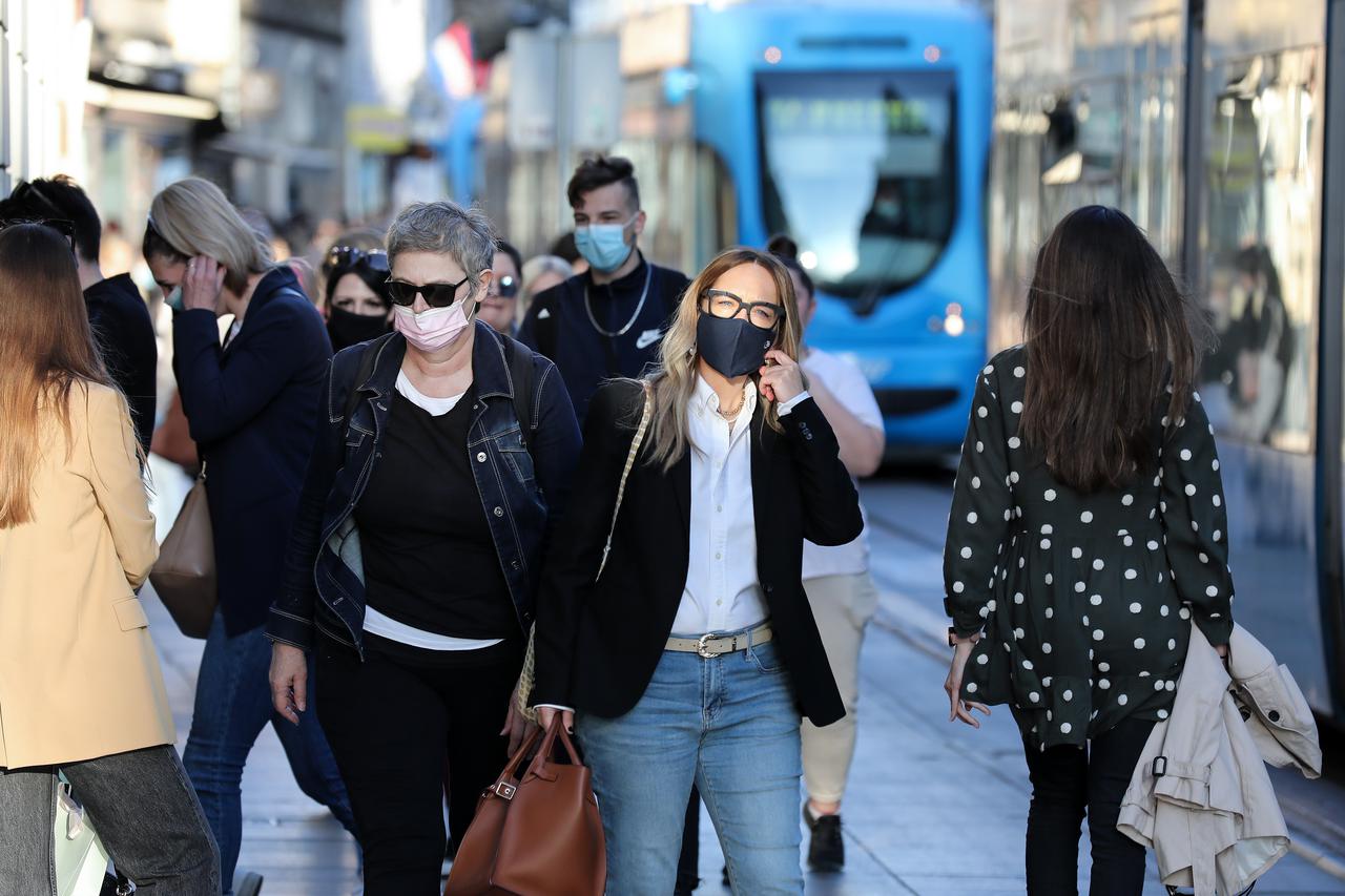 Zagrebački stožer traži uvođenje obaveznog nošenja maski i na otvorenom
