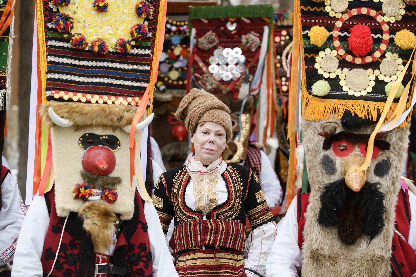 Navodi se u životopisu i da je princeza od ranog djetinjstva pokazivala velik interes za umjetnost i da je aktivno uključena u restauraciju, primijenjenu umjetnost i očuvanje kulturno-povijesne baštine. 