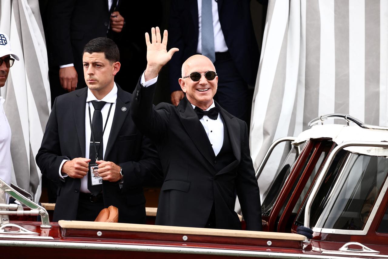 Anticipated wedding of Amazon founder Jeff Bezos and Lauren Sanchez in Italy