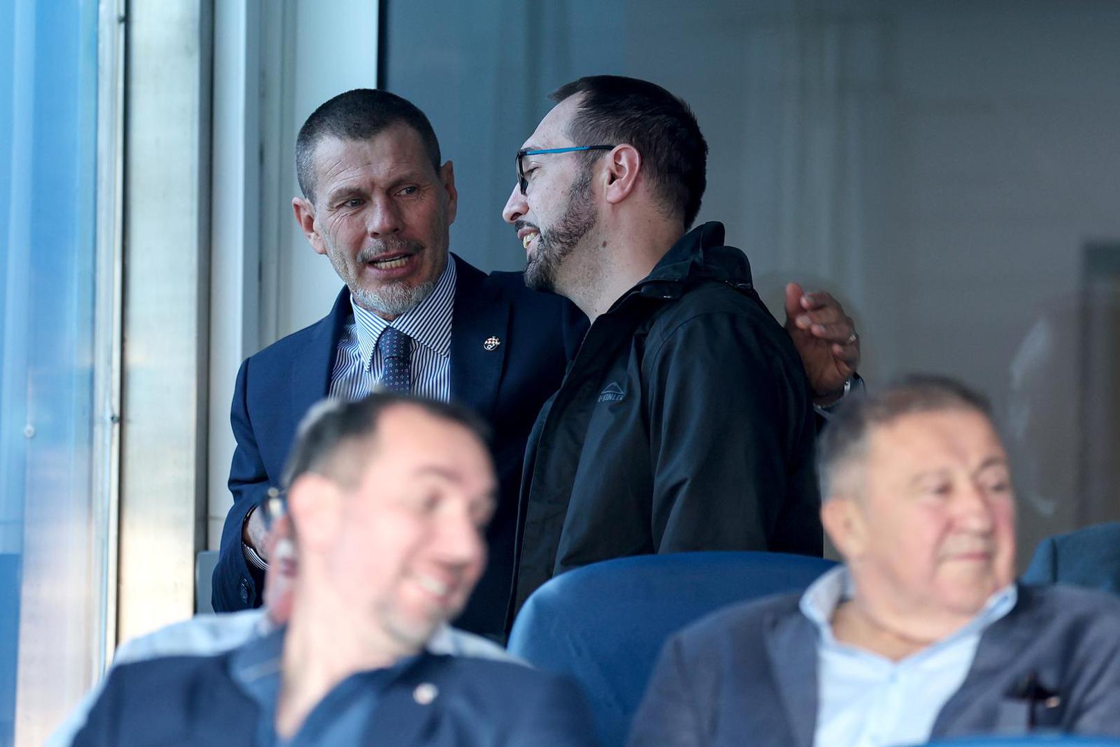 Također, na tribinama se gradonačelnik Zagreba Tomislav Tomašević družio s budućim predsjednikom uprave Zvonimirom Bobanom.