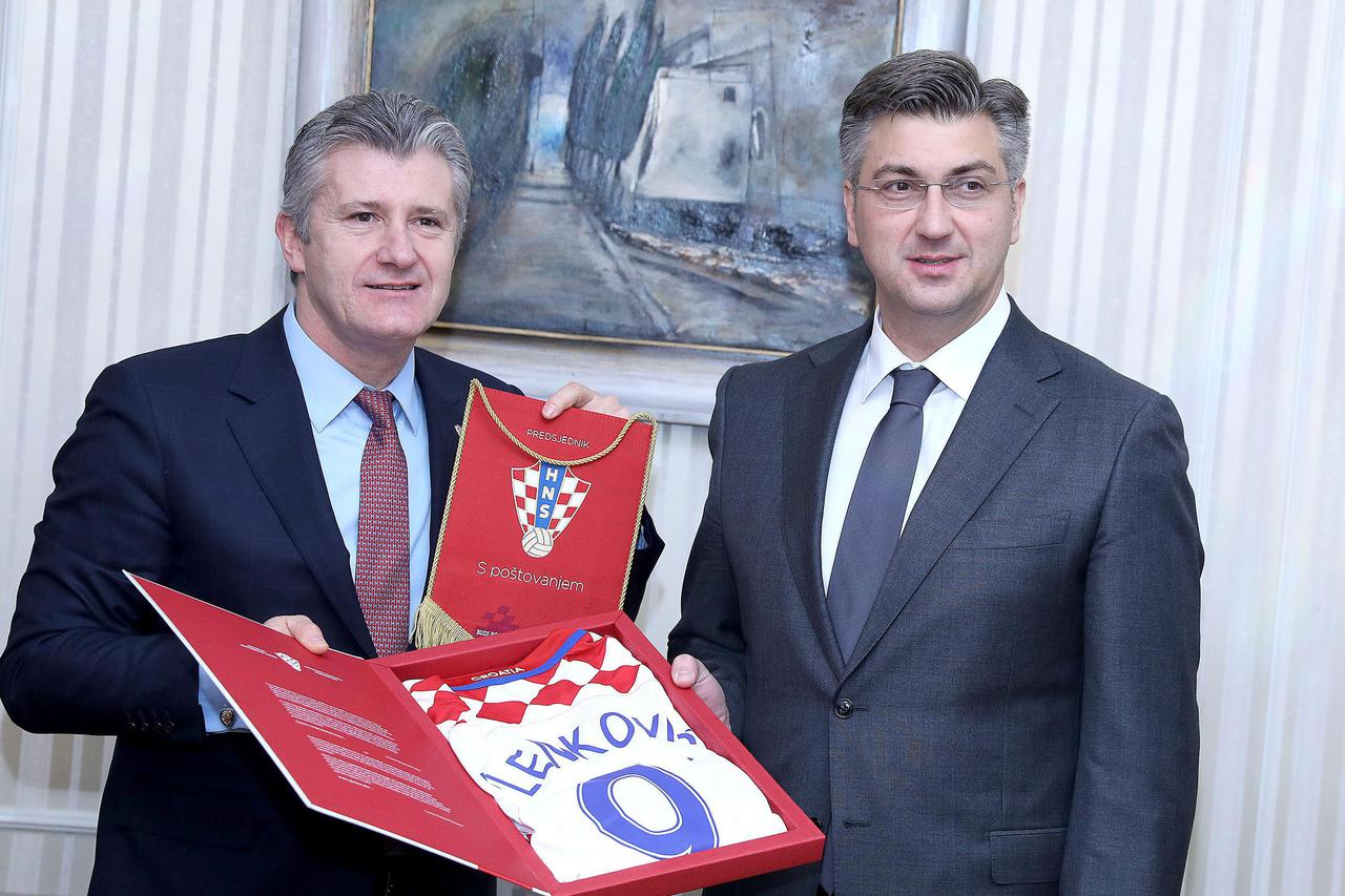 Davor šuker i Andrej Plenković
