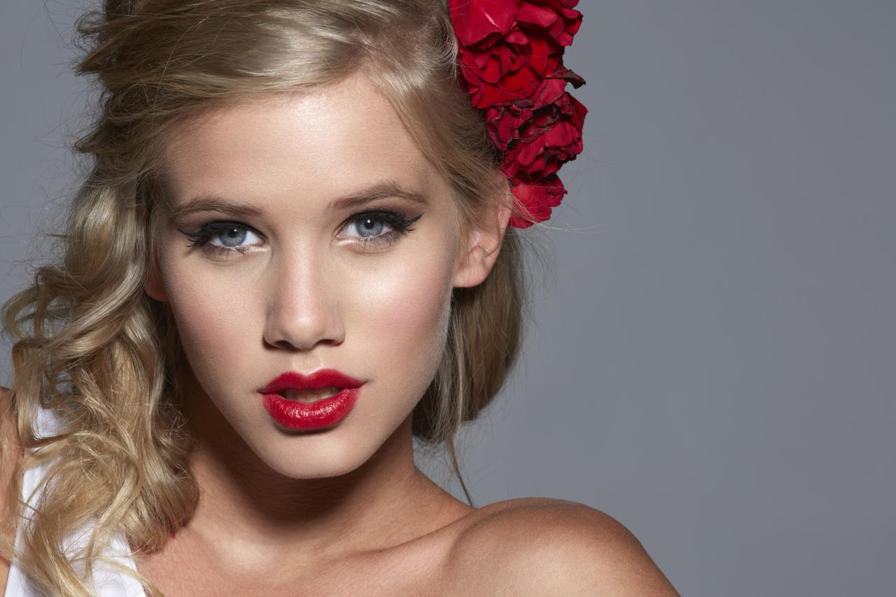 crveni ruž, make up