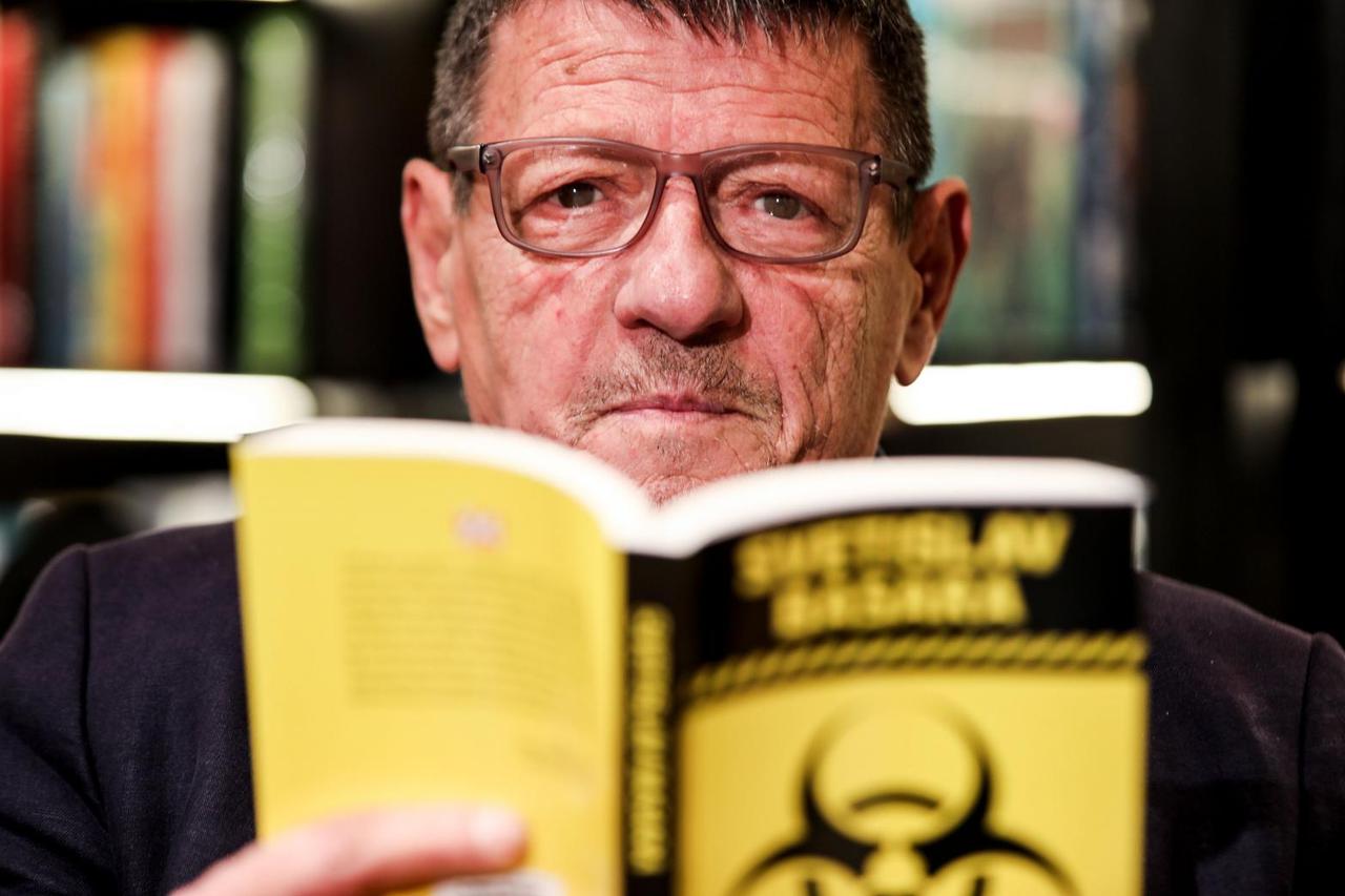 Zagreb: U knjižari Fraktura predstavljena knjiga Svetislava Basare "Kontraendorfin"