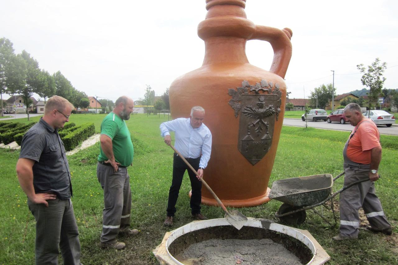 dan petrinje, petrinja