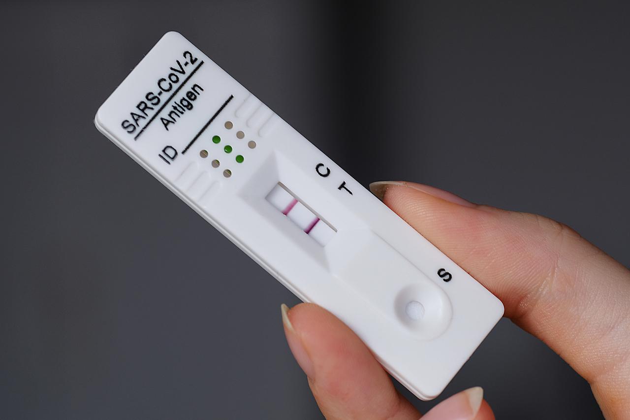 Pozitivan kućni test na koronavirus