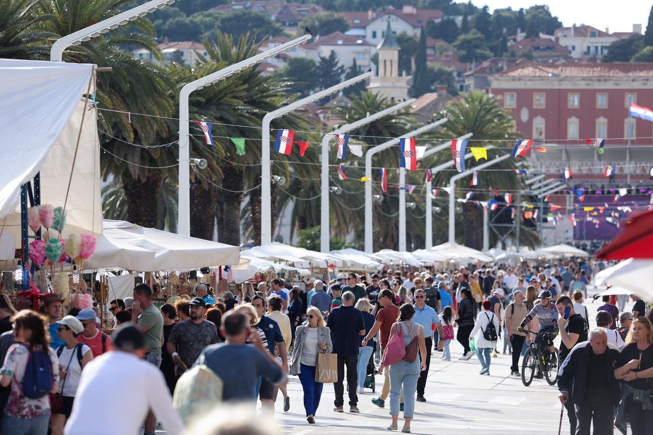 Splitska riva uoči blagdana sv. Duje