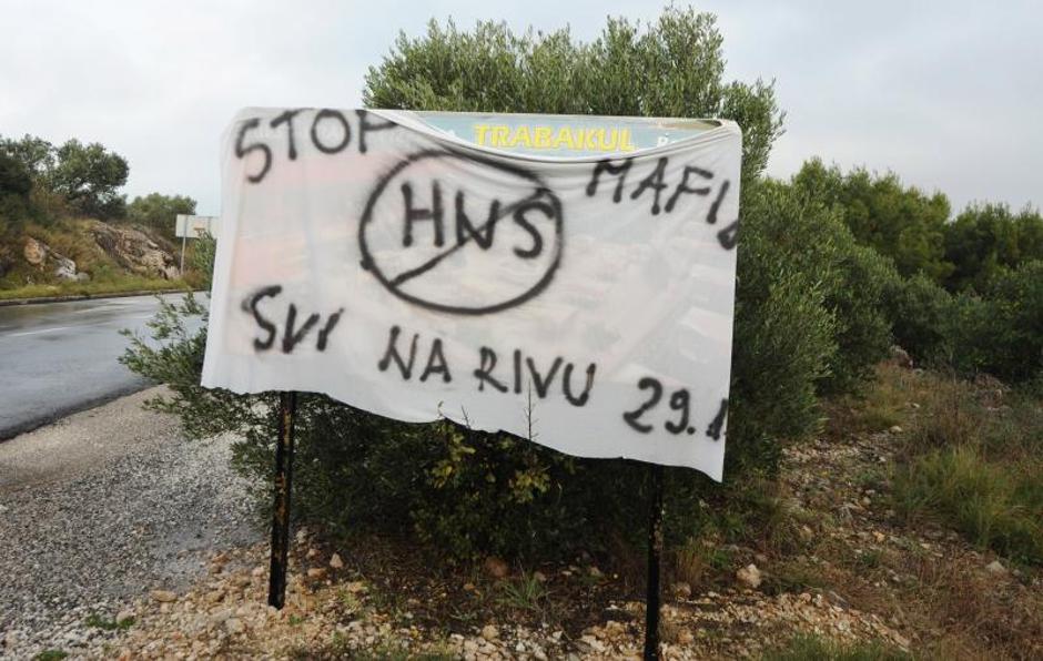 Navijači transparenti