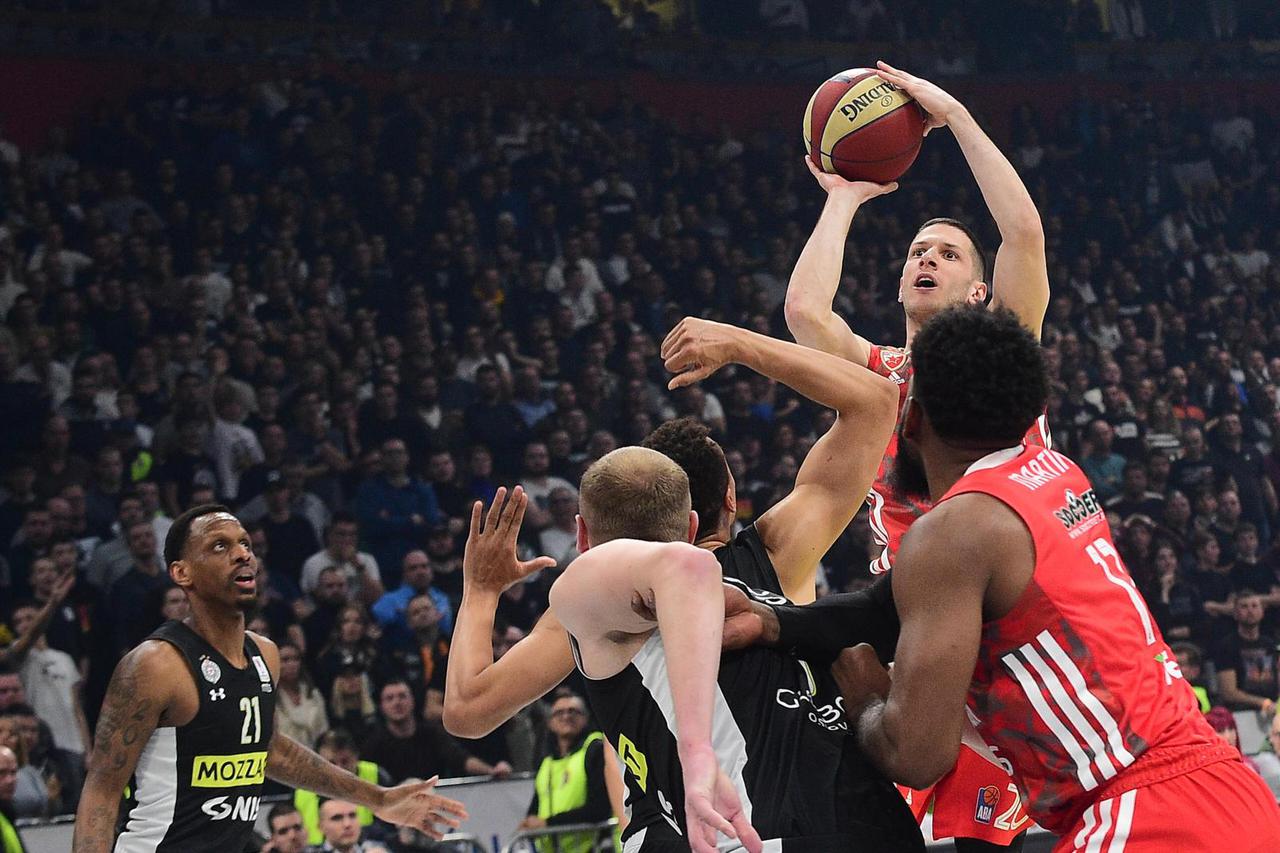 Beograd: Košarkaška utakmica između Crvene zvezde i Partizana odigrana je u Štark areni