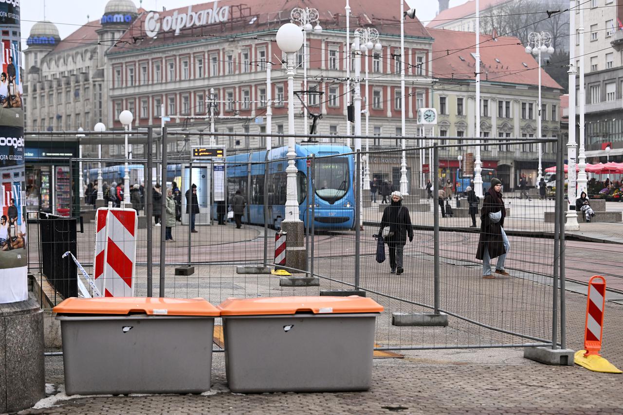 Zagreb:  Bivši  javni WC na Trgu bana Josipa Jelačića