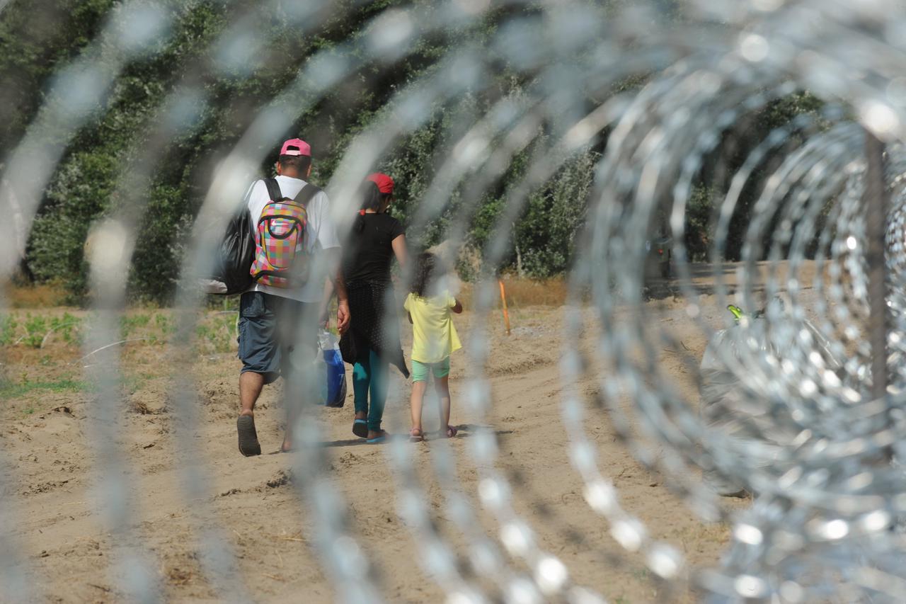 mađarska, ograda, imigranti, granica