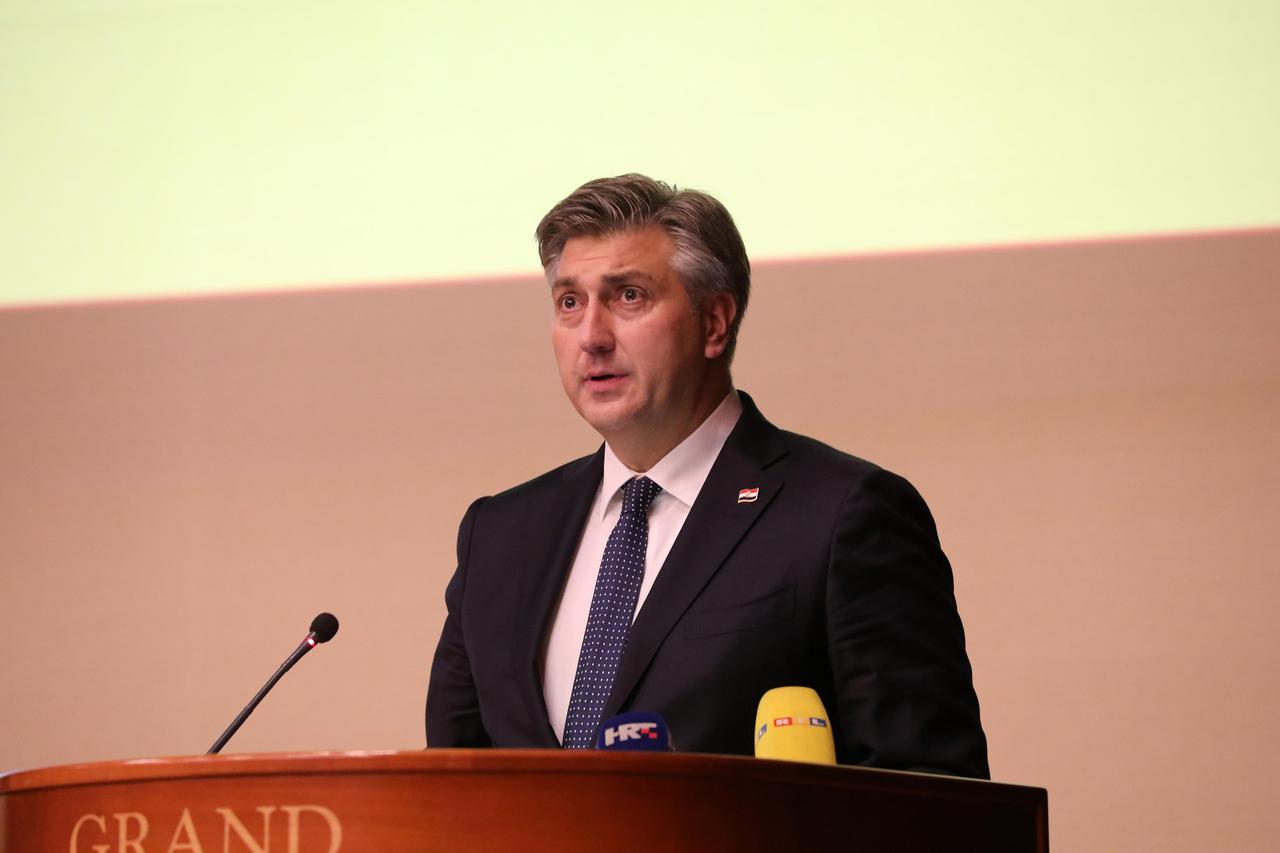 Opatija: 29. tradicionalno savjetovanje ekonomista u hotelu Adriatic