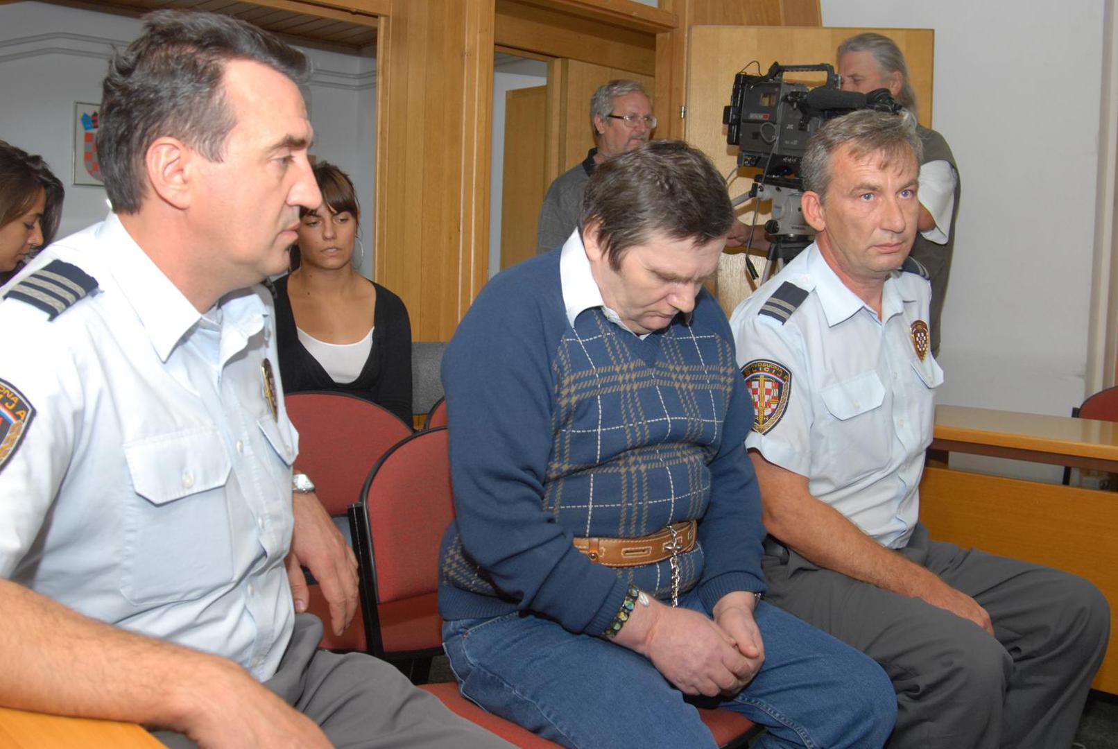 Rošker se u konačnici predao u Đurđicama, ne pružajući otpor prilikom uhićenja. Na Županijskom sudu u Koprivnici osuđen je 6. listopada 2009. godine na maksimalnu kaznu zatvora od 40 godina.