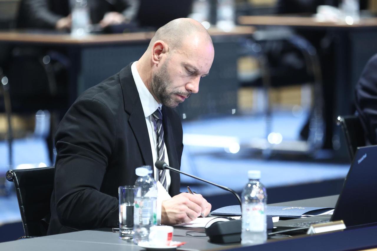 Zagreb: Sjednica Vlade RH