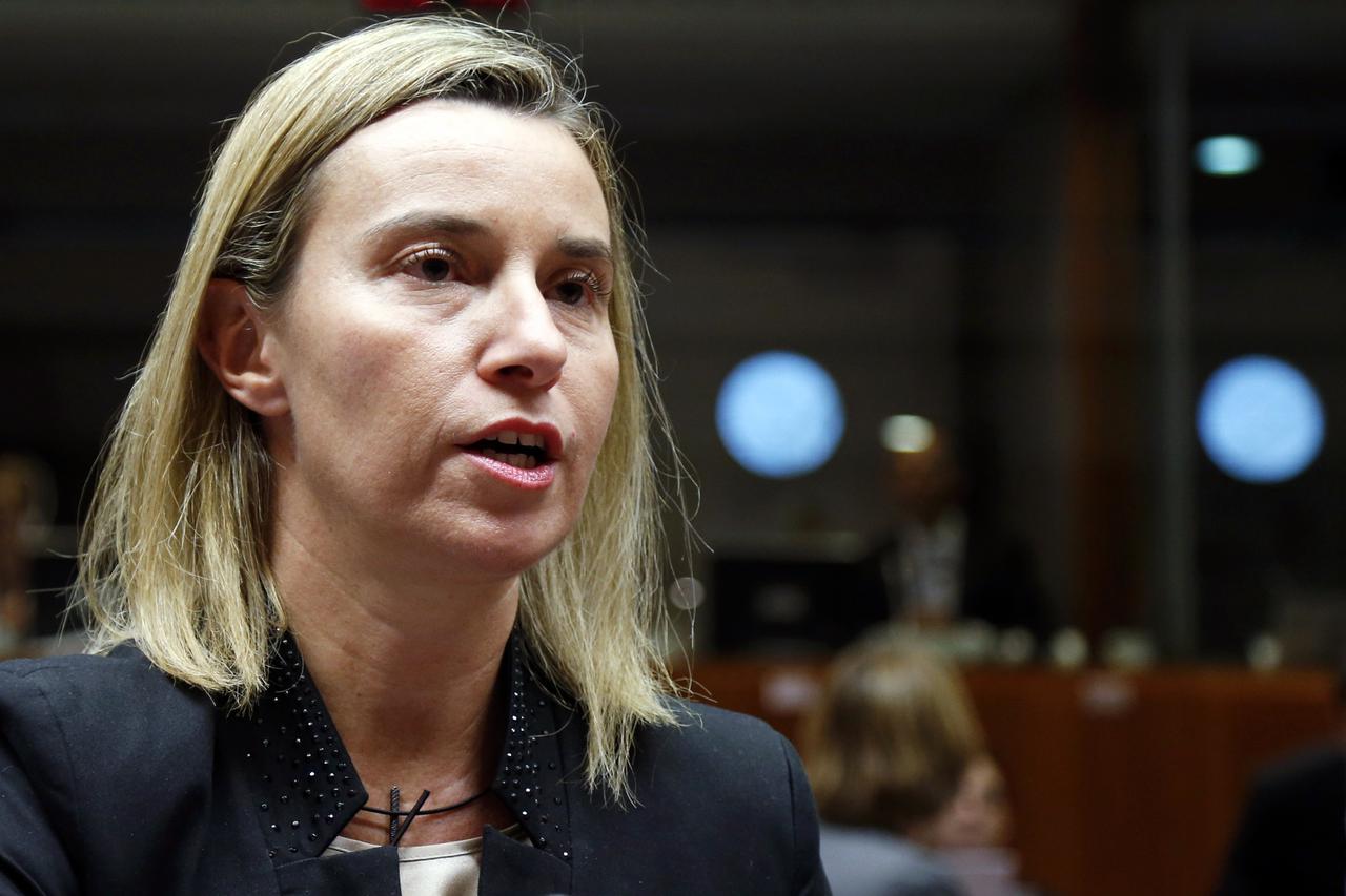European Union foreign policy chief Federica Mogherini chairs an extraordinary European Union foreign ministers meeting in Brussels January 29, 2015.   REUTERS/Francois Lenoir (BELGIUM - Tags: POLITICS)