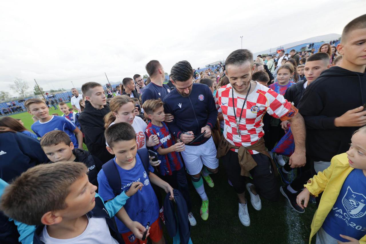 Ploče: Jadran LP i Hajduk sastali se u osmini finala SuperSport Hrvatskog nogometnog kupa