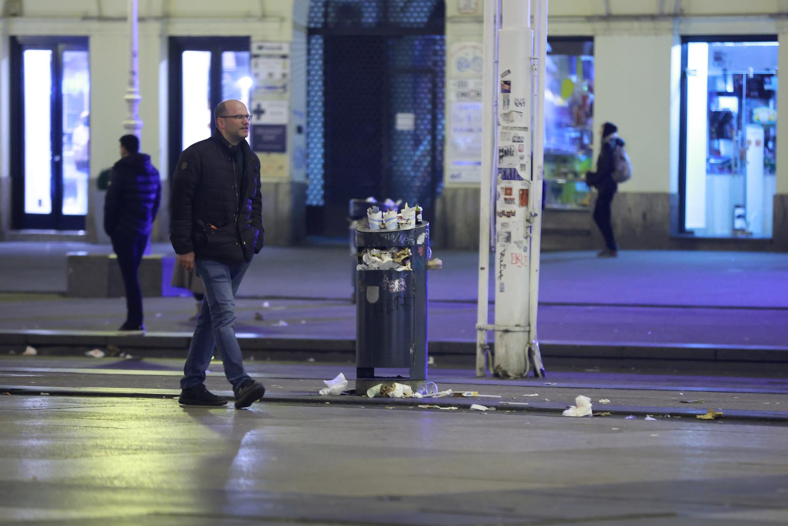 25.01.2023.,Zagreb - Centar grada  prepun je smeca. Radnici Cistoce zasad nisu izasli na teren Photo: Sanjin Strukic/PIXSELL