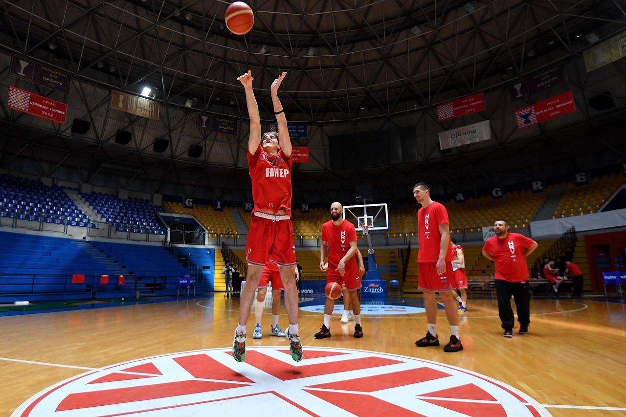 Zagreb: Trening košarkaške reprezentacije uoči kvalifikacijske utakmice za SP protiv Švedske