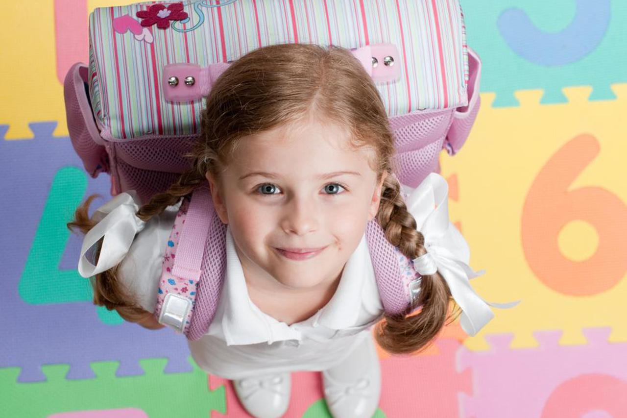 Uz školsku torbu ili ruksak, 20% popusta i bilježnice gratis