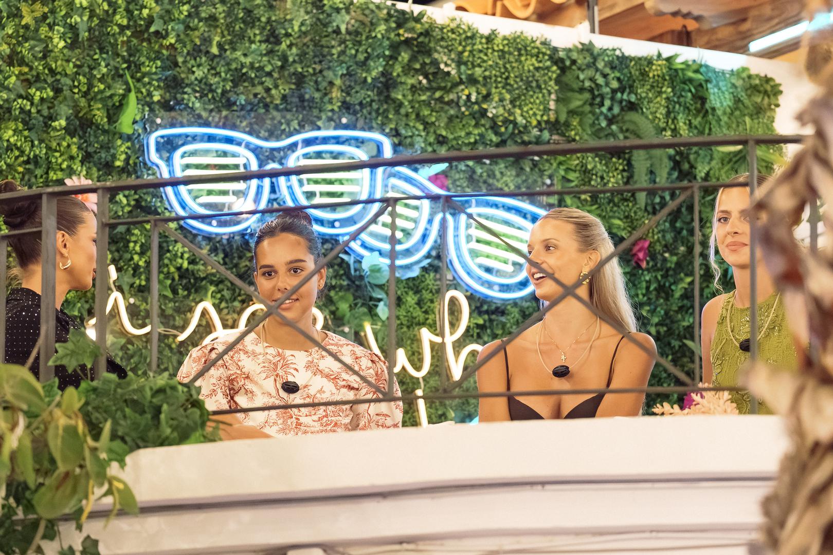 U sljedećoj epizodi vidjet ćemo razvoj situacije, a do tad gledatelji mogu sudjelovati u showu putem aplikacije Love Island Adria na svojim mobilnim telefonima. 