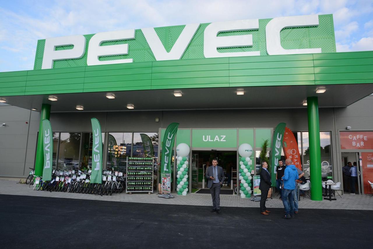 Pevec