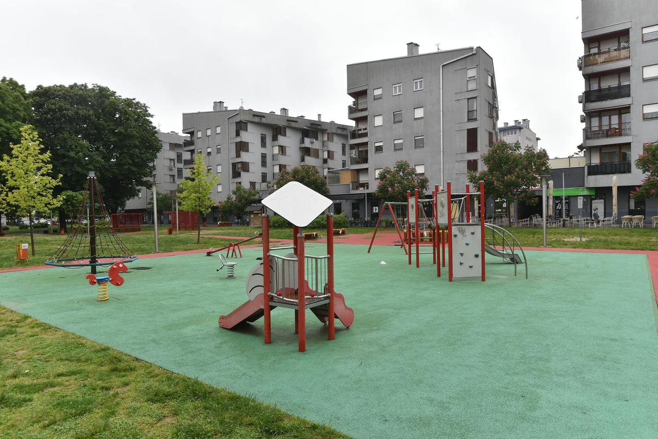 Zagreb: Dječji park Kate Šoljić ocijenjen kao visokorizičan te je ograđen trakama 