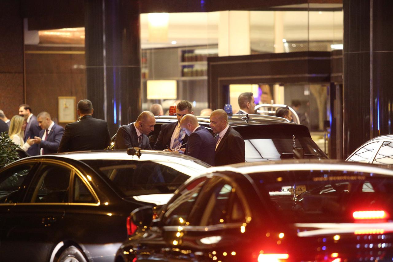 Turski predsjednik Recep Tayyip Erdogan uz jaku policijsku pratnju stigao je u Zagreb