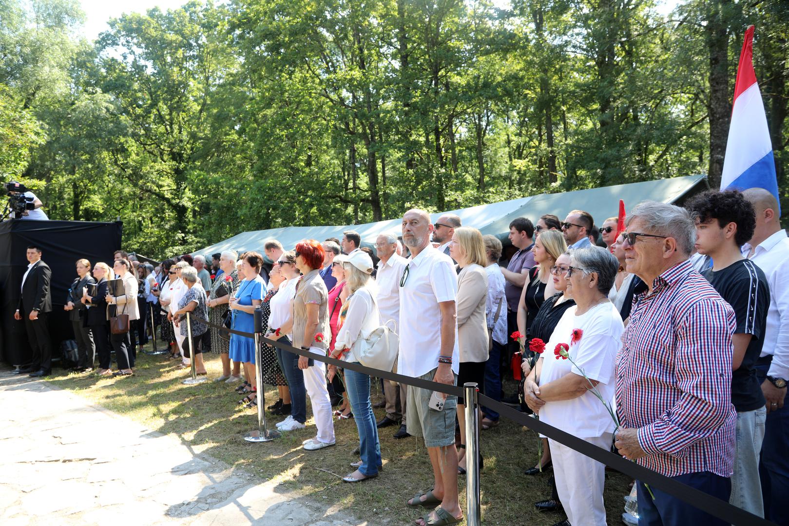 Zapovjednici odreda od 77 boraca bili su Vlado Janić-Capo i Marijan Cvetković.  Hrvatski antifašistički pokret tijekom Drugoga svjetskog rata bio je jedan od najbrojnijih pokreta otpora u okupiranoj Europi.