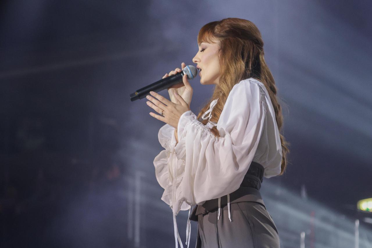 Zagreb: U Areni Zagreb održan koncert "Progledaj srcem"