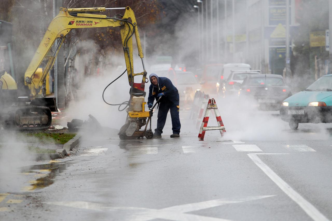 Stanovnici Španskoj po treći put moraju gledati bagere