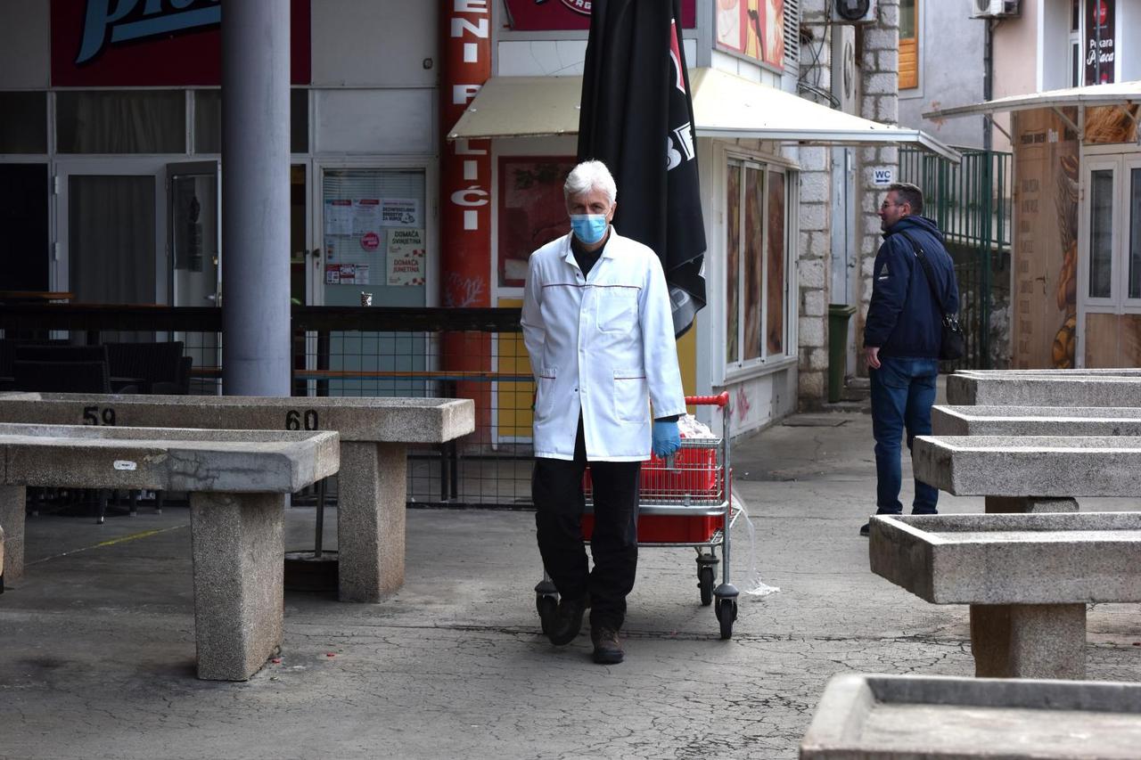 Šibenik: Stroge mjere sigurnosti na gradskoj tržnici koja je ponovno otvorena za stanovnike