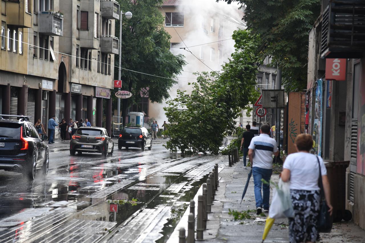 Zagreb: Posljedice snažnog nevremena kod Ilice
