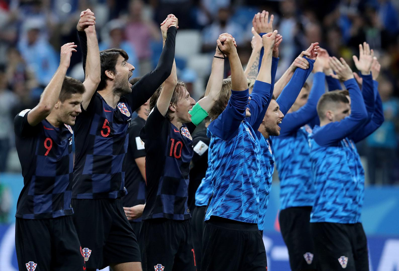 Nakon utakmice hrvatski su reprezentativci svoju radost podijelili s navijačima