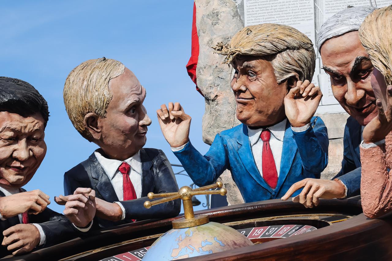 Viareggio, Preparation of the floats for the First Opening Masquerade Parade of the 2026 Viareggio Carnival at the Carnival Citadel