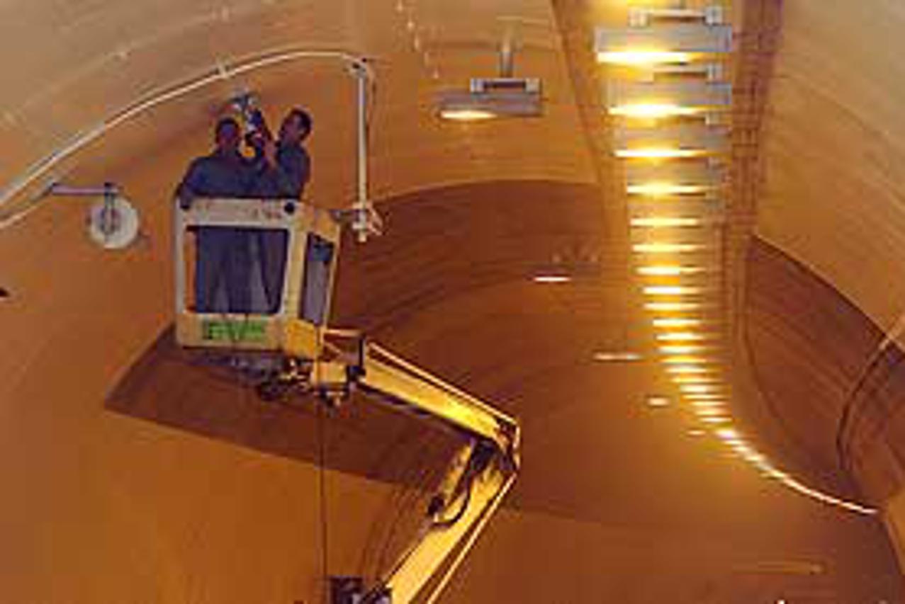 hrv-tunel-txt.jpg