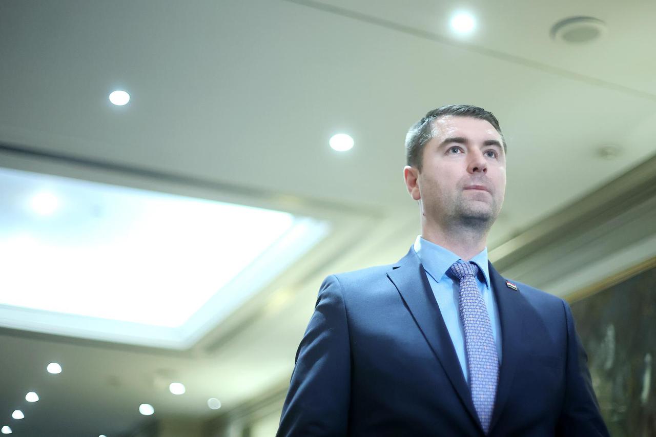 Zagreb: Ministar Filipović dao je izjavu medijima