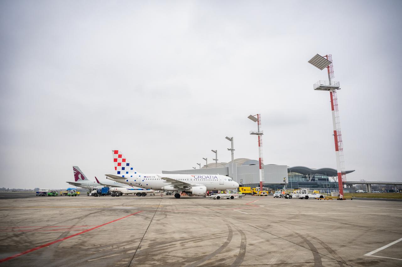 Zagreb: Kapetanica Croatia Airlinesa, Kristina Mlinarić