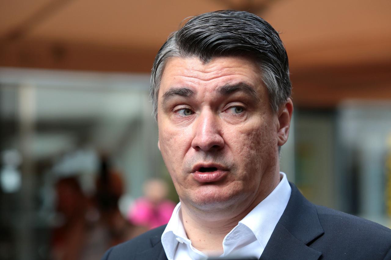 Stjepan Mesić i Zoran Milanović popili su kavu